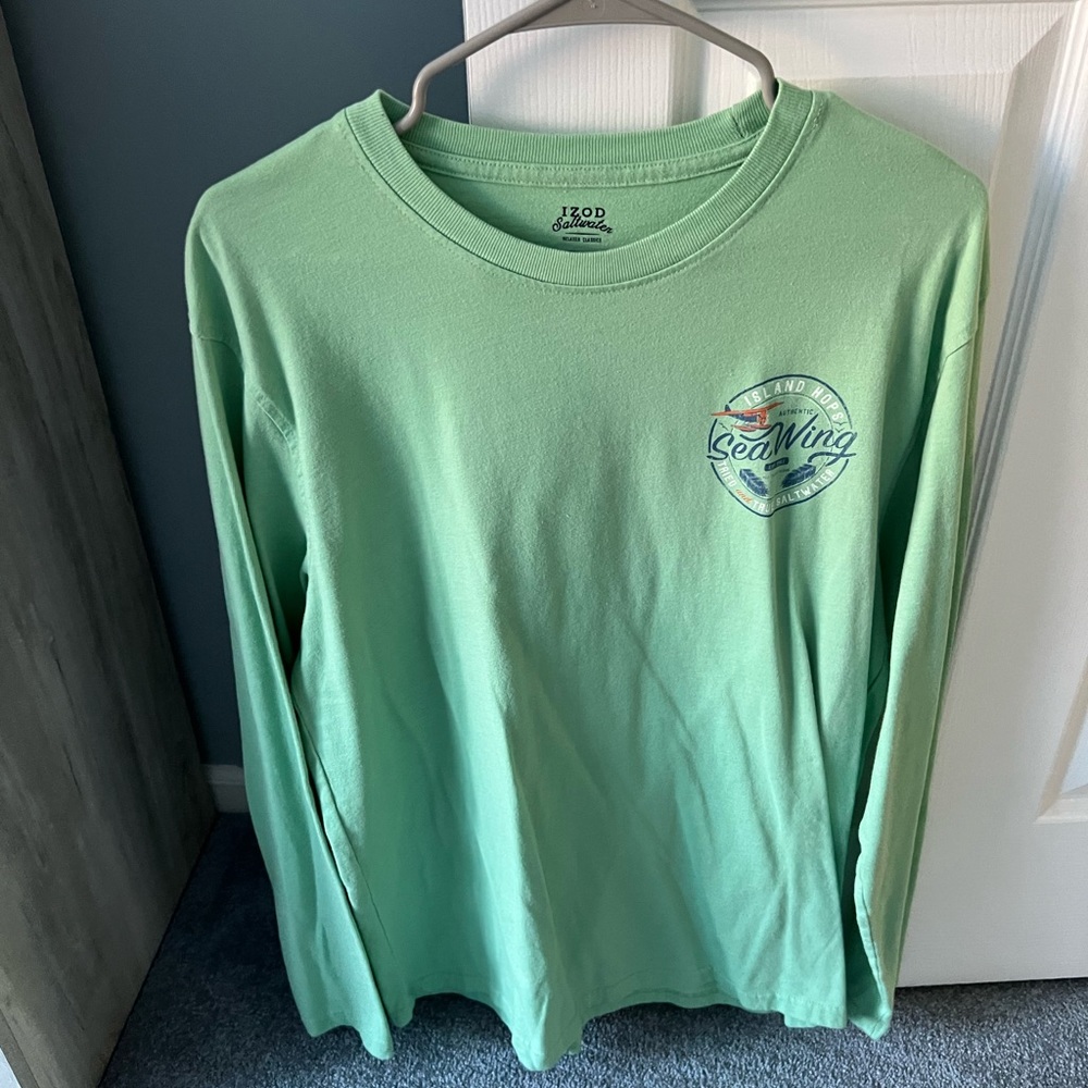 IZOD Men’s long sleeve shirt